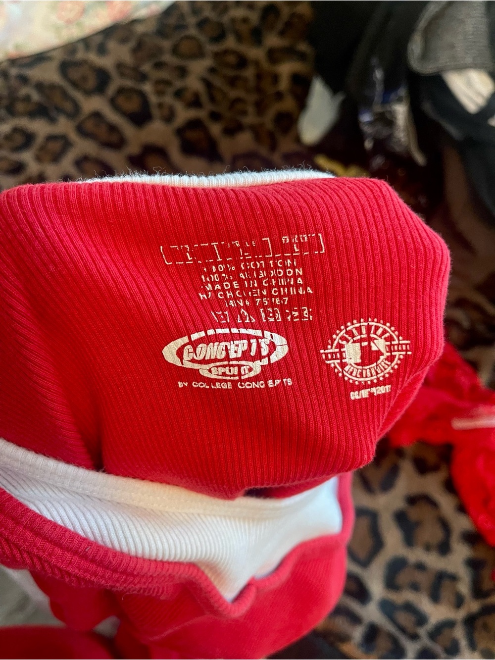 MLB : Atlanta Braves Ribbed Tank Top!! - Picture 7 of 7